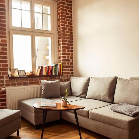 Apartament Przy Parku Z Bezplatnym Parkingiem ทอรูน ภายนอก รูปภาพ