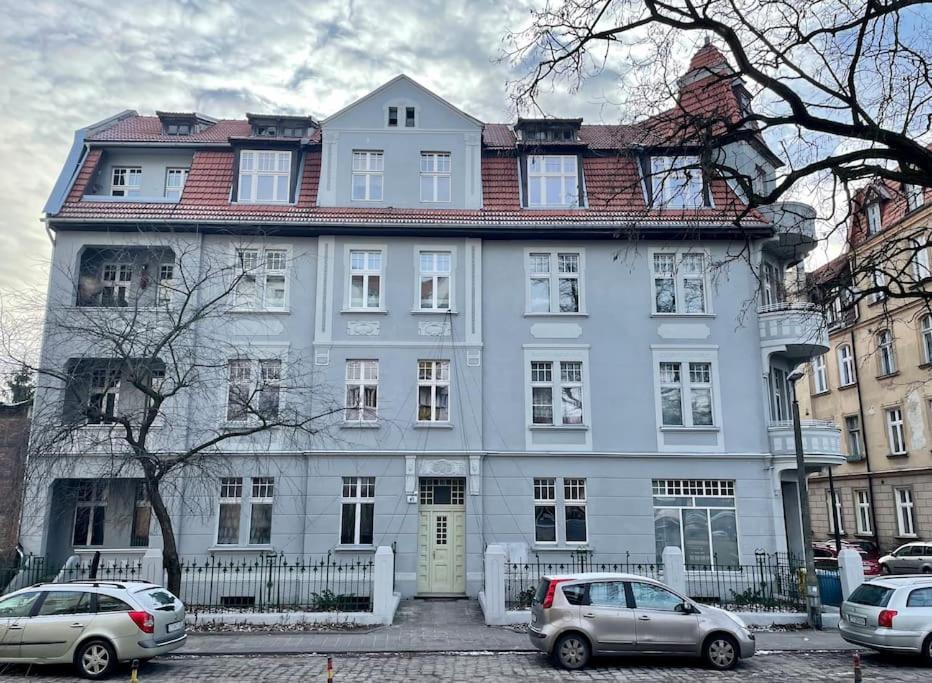 Apartament Przy Parku Z Bezplatnym Parkingiem ทอรูน ภายนอก รูปภาพ
